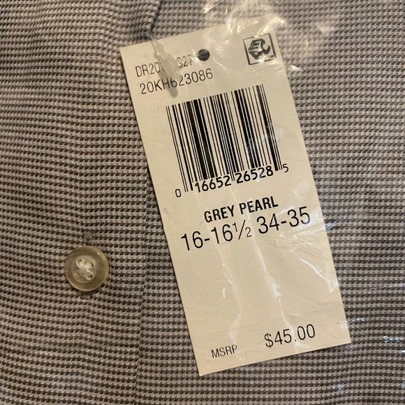 New Grey Van Heusen Button Up Shirt - Picture 5 of 5